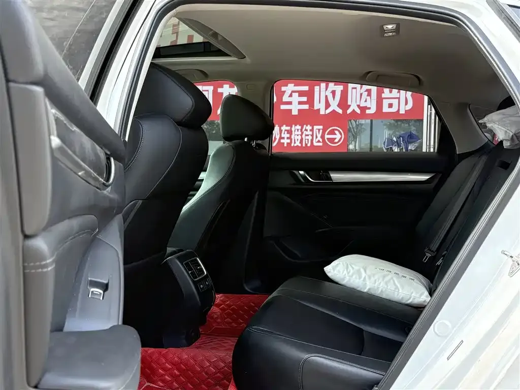 Honda Accord — фото 3