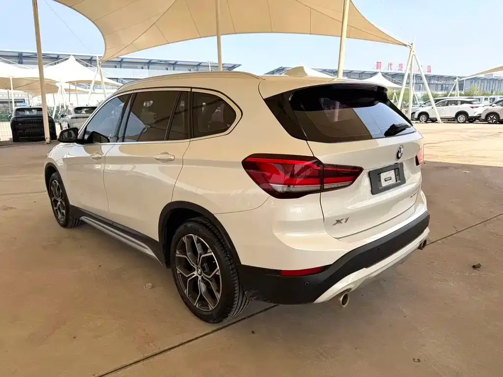 BMW X1 — фото 3