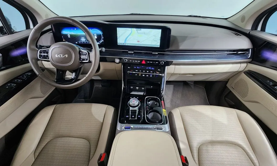 Kia Carnival — фото 10