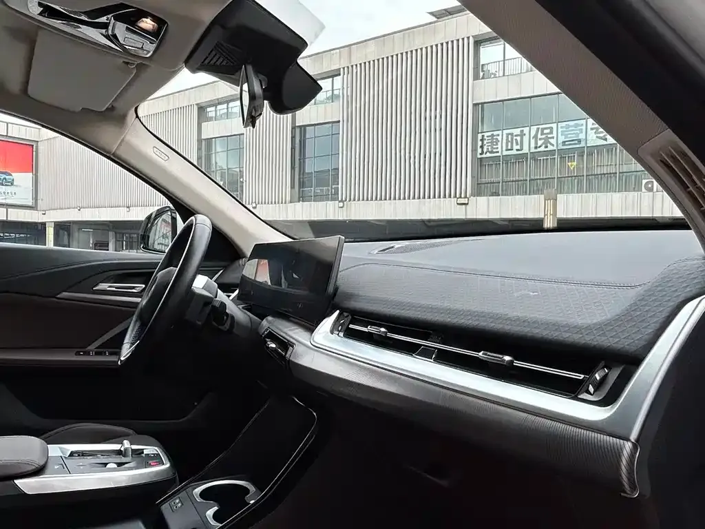 BMW X2 (Import) — фото 2