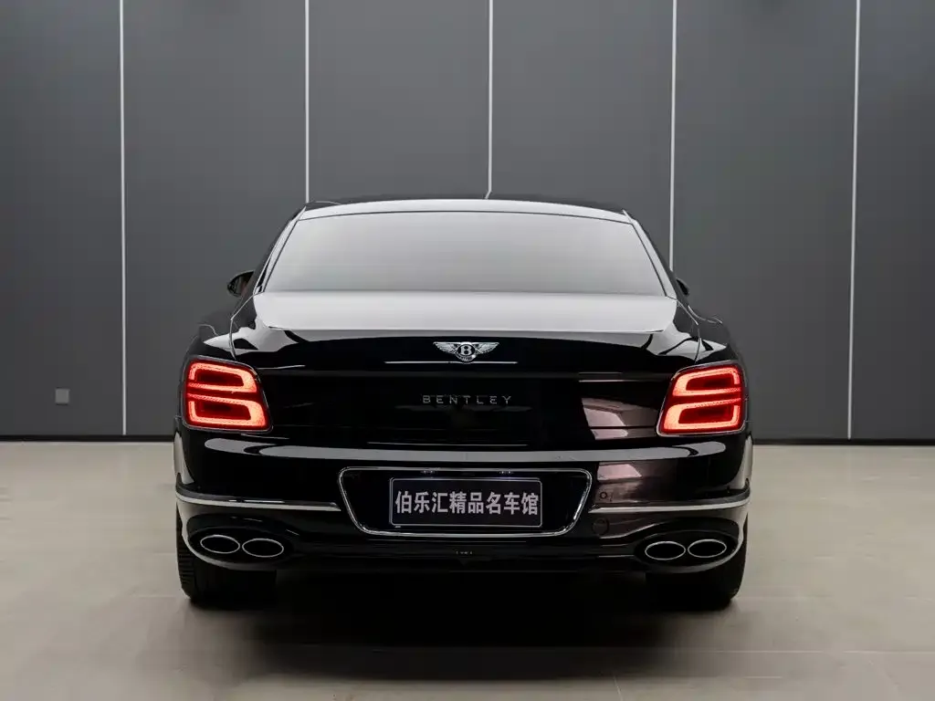 Bentley Flying Spur — фото 8