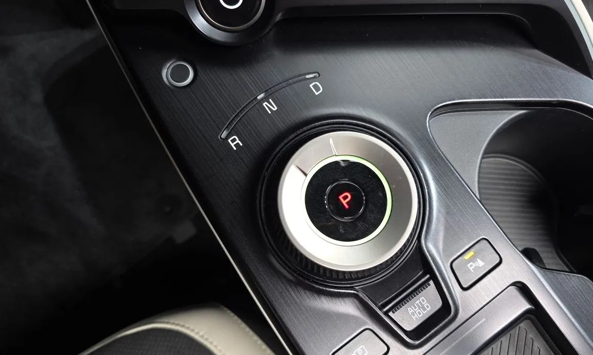 Kia EV6 — фото 8