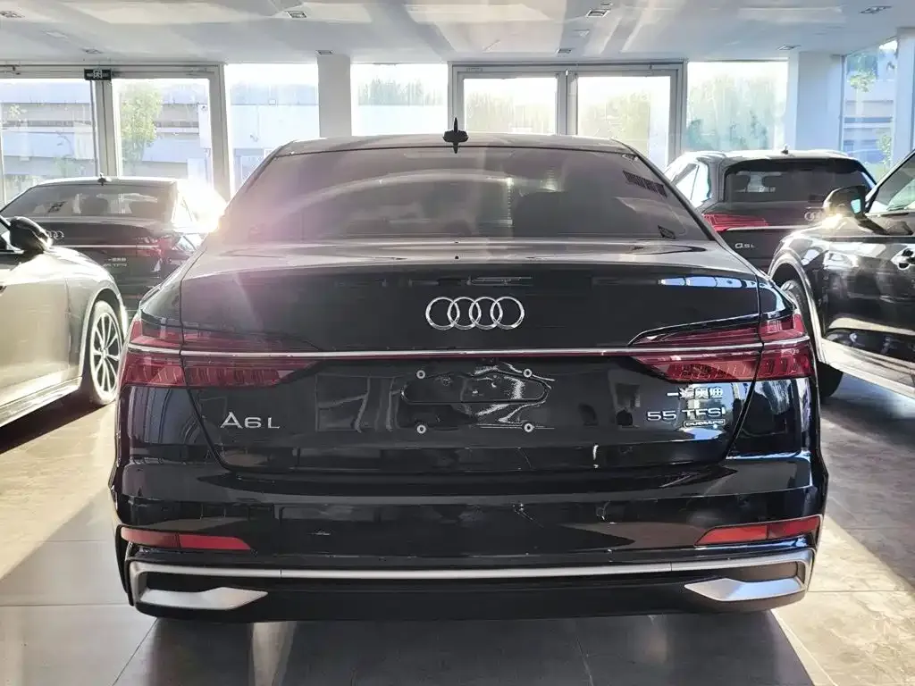 Audi A6L — фото 4