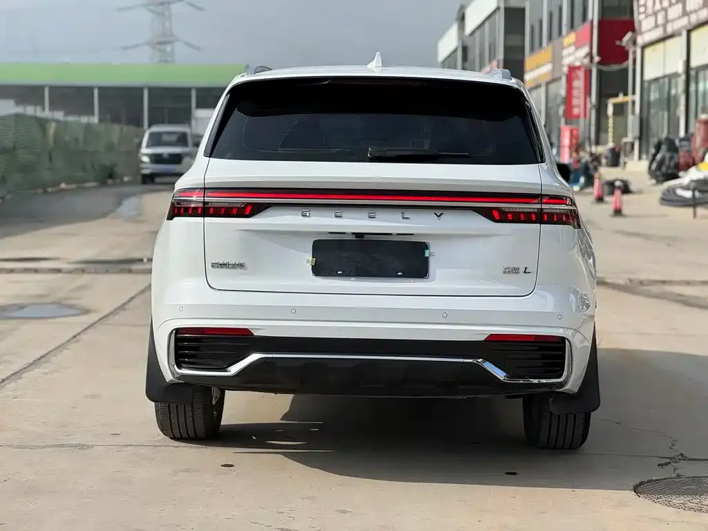 Geely Xingyue L — фото 4