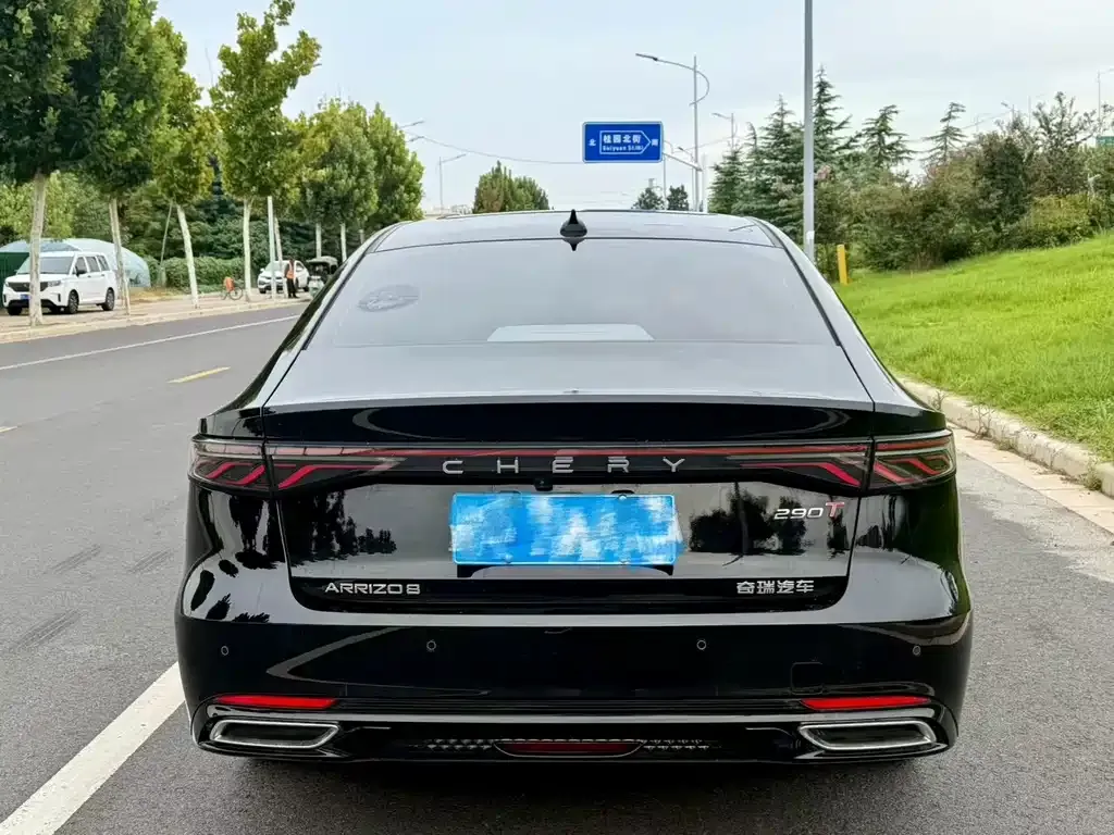 Chery Arrizo 8 PRO — фото 3