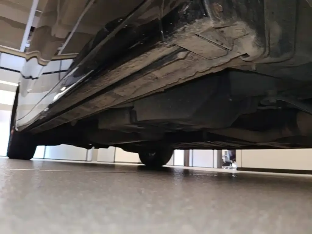 Toyota Alphard — фото 4