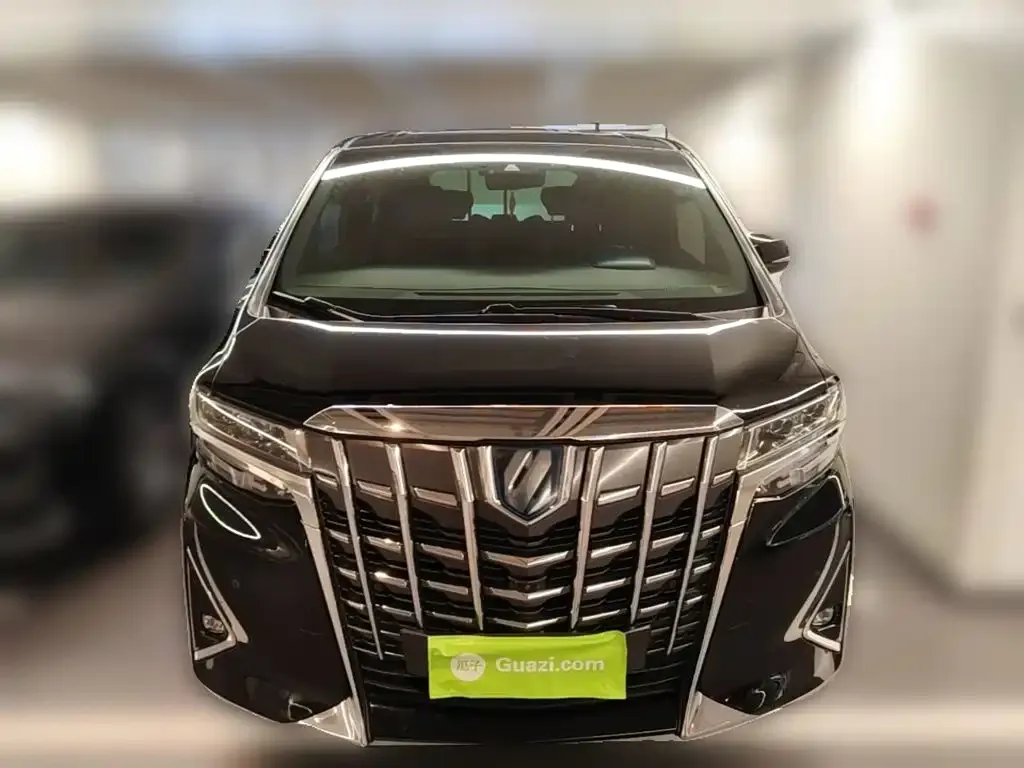 Toyota Alphard — фото 6