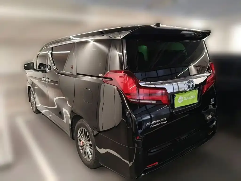 Toyota Alphard — фото 5