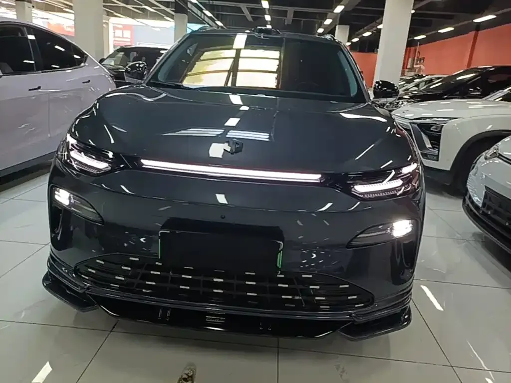 Leapmotor C11 — фото 10