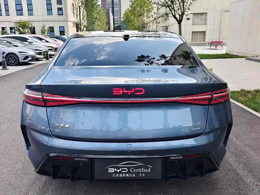 BYD Seal — фото 7
