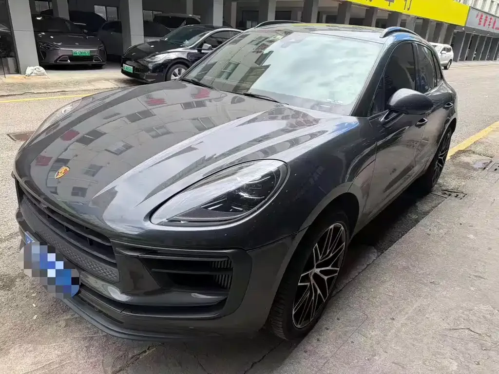 Porsche Macan — фото 1