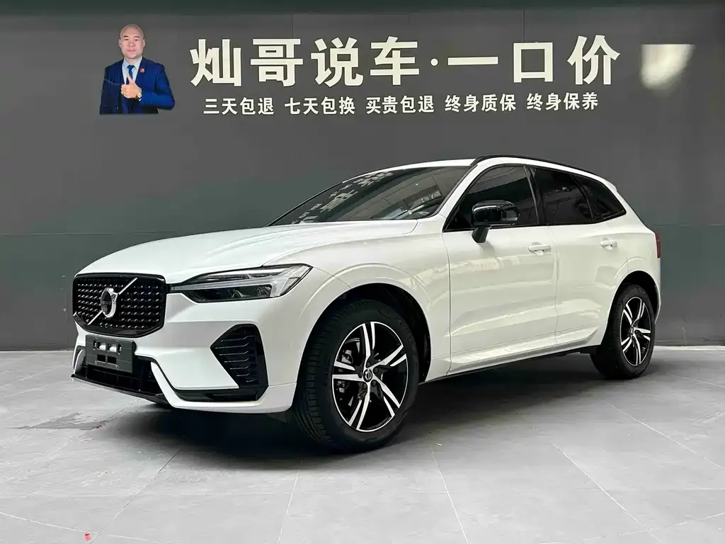 Volvo XC60 — фото 1