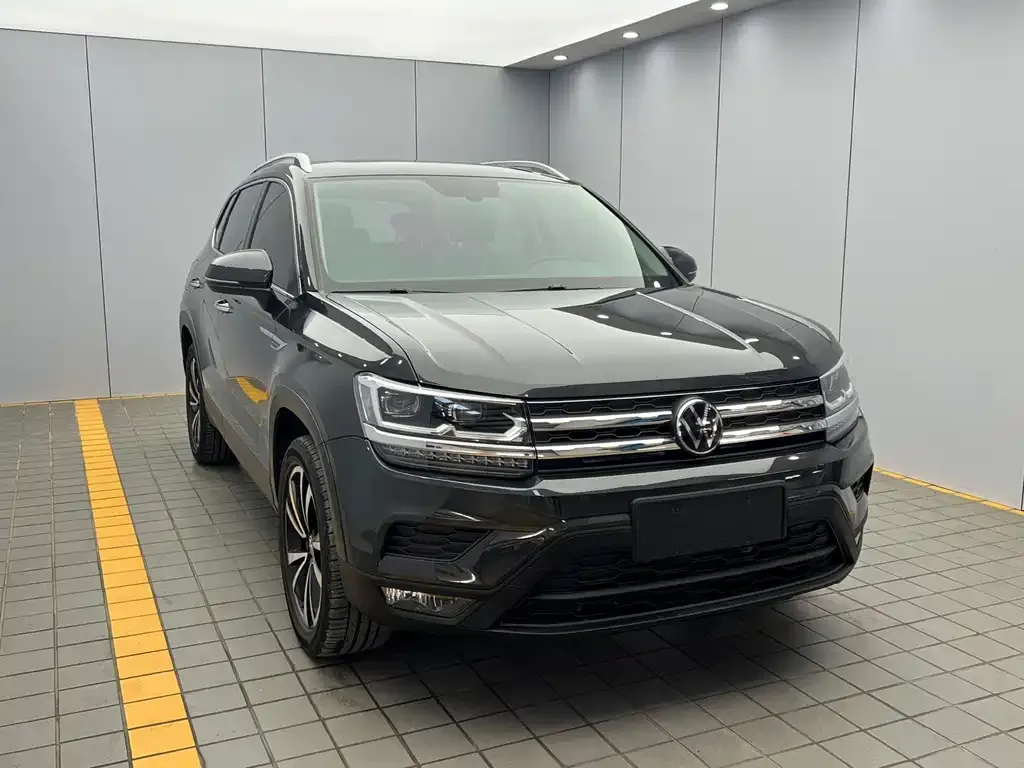 Volkswagen Tharu — фото 2