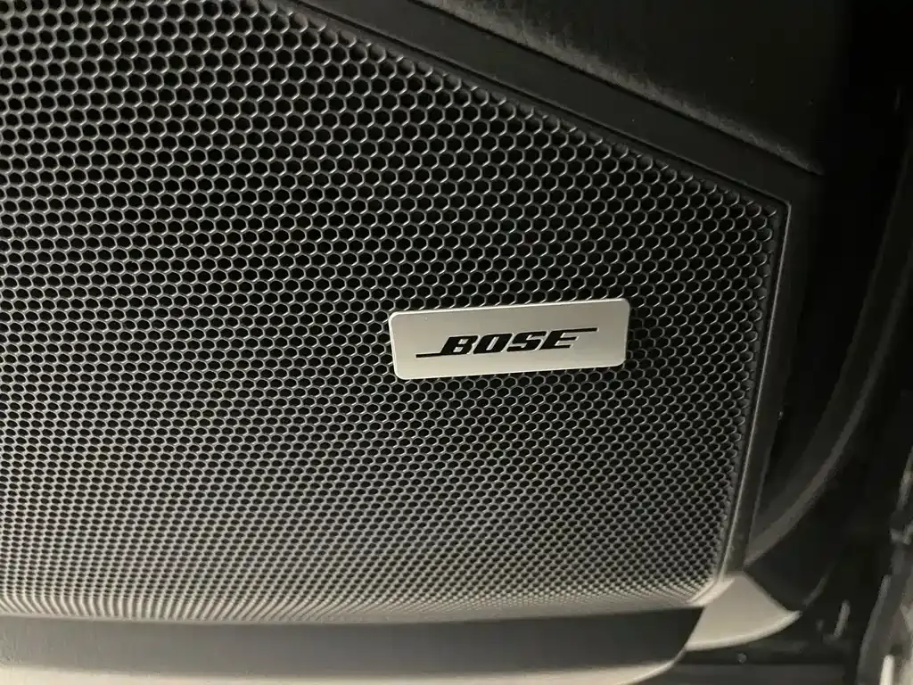 Porsche Cayenne — фото 7