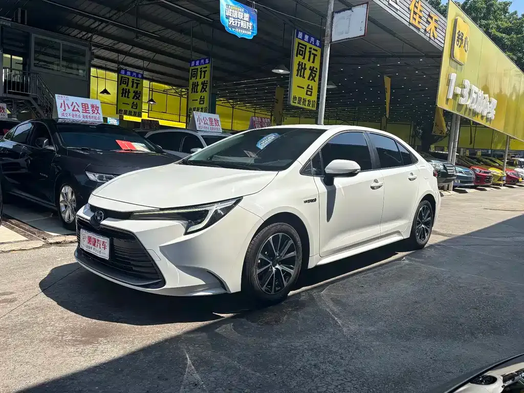 Toyota Levin — фото 1