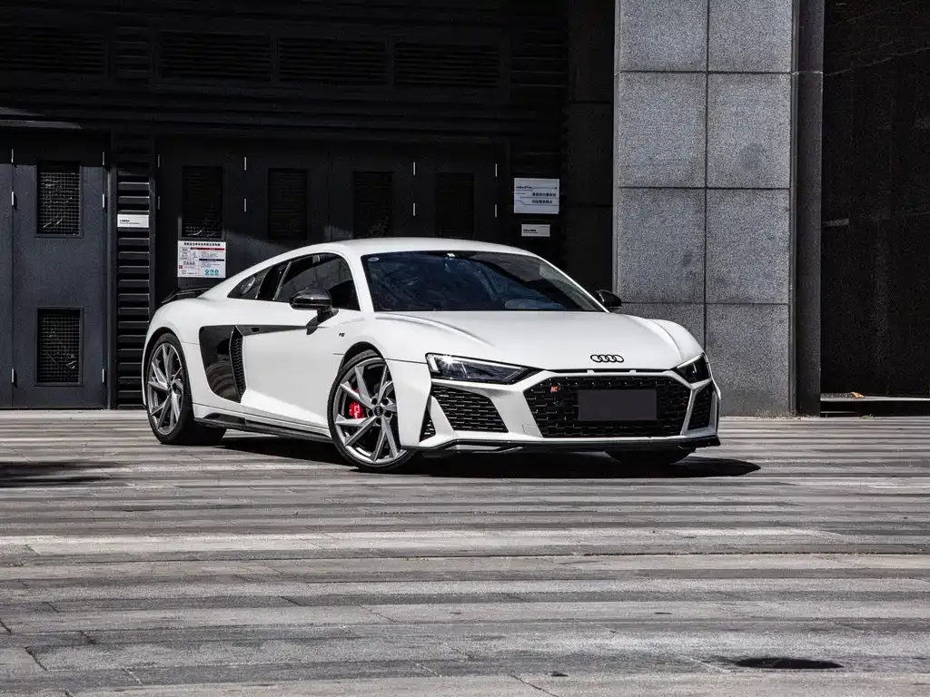 Audi R8 — фото 1