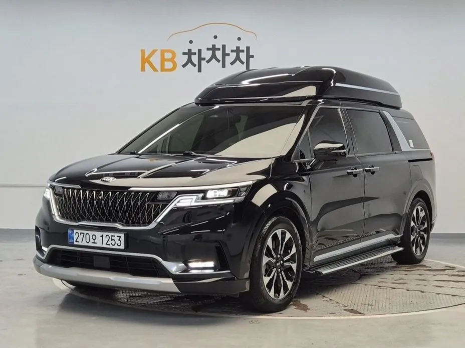 Kia Carnival — фото 1