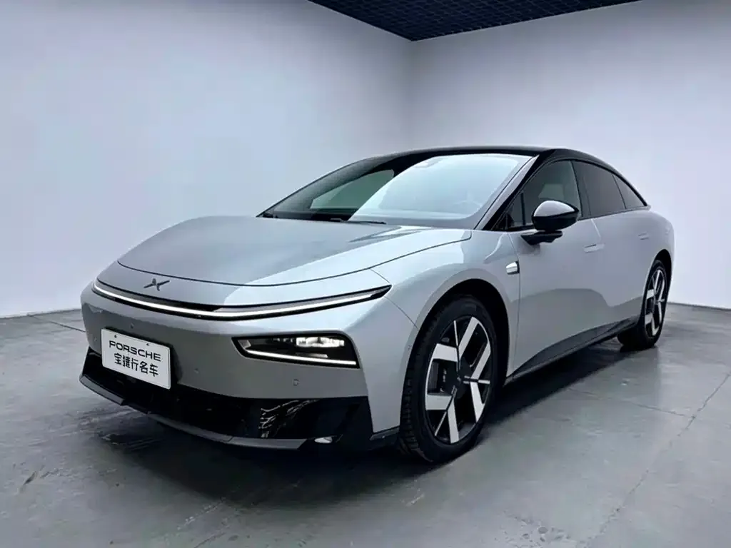 XPeng P7+ — фото 1