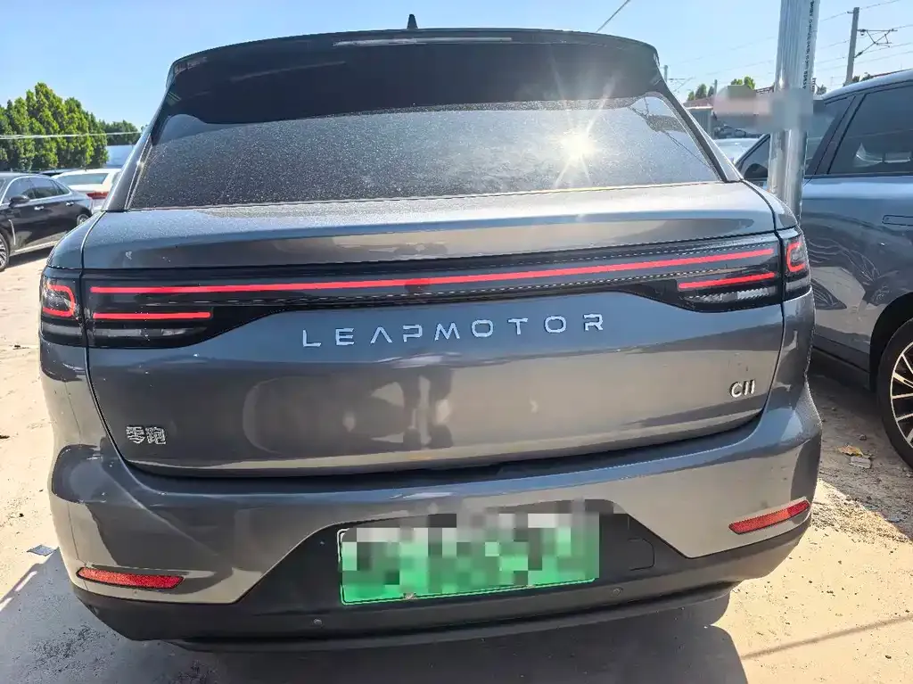 Leapmotor C11 — фото 10