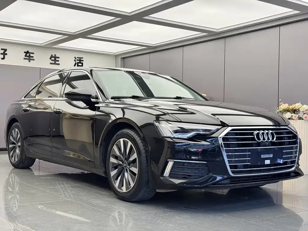 Audi A6L — фото 6