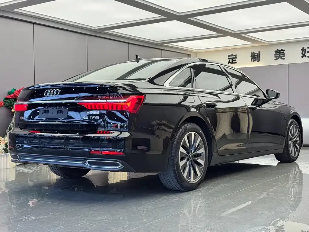 Audi A6L — фото 3