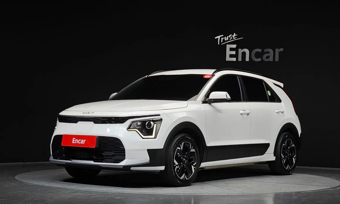 Kia Niro — фото 1