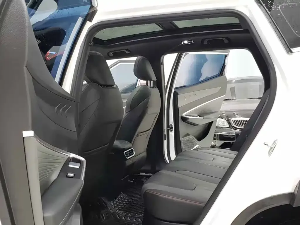 Geely Boyue — фото 9