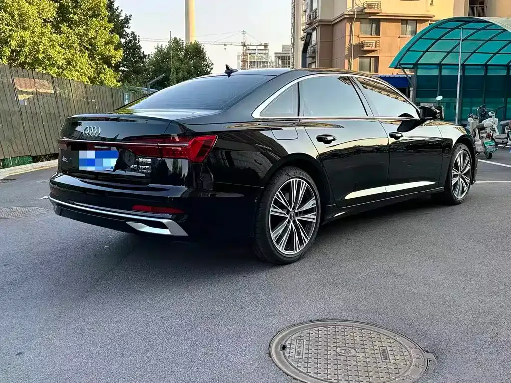 Audi A6L — фото 4