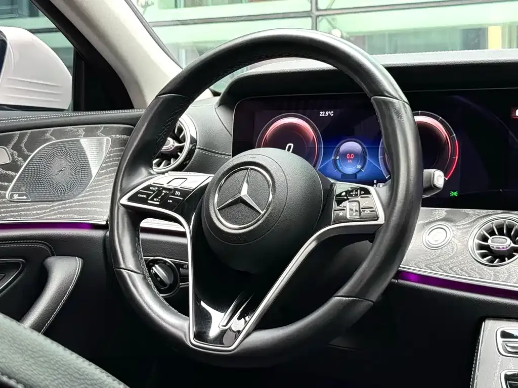 Mercedes-Benz CLS — фото 6