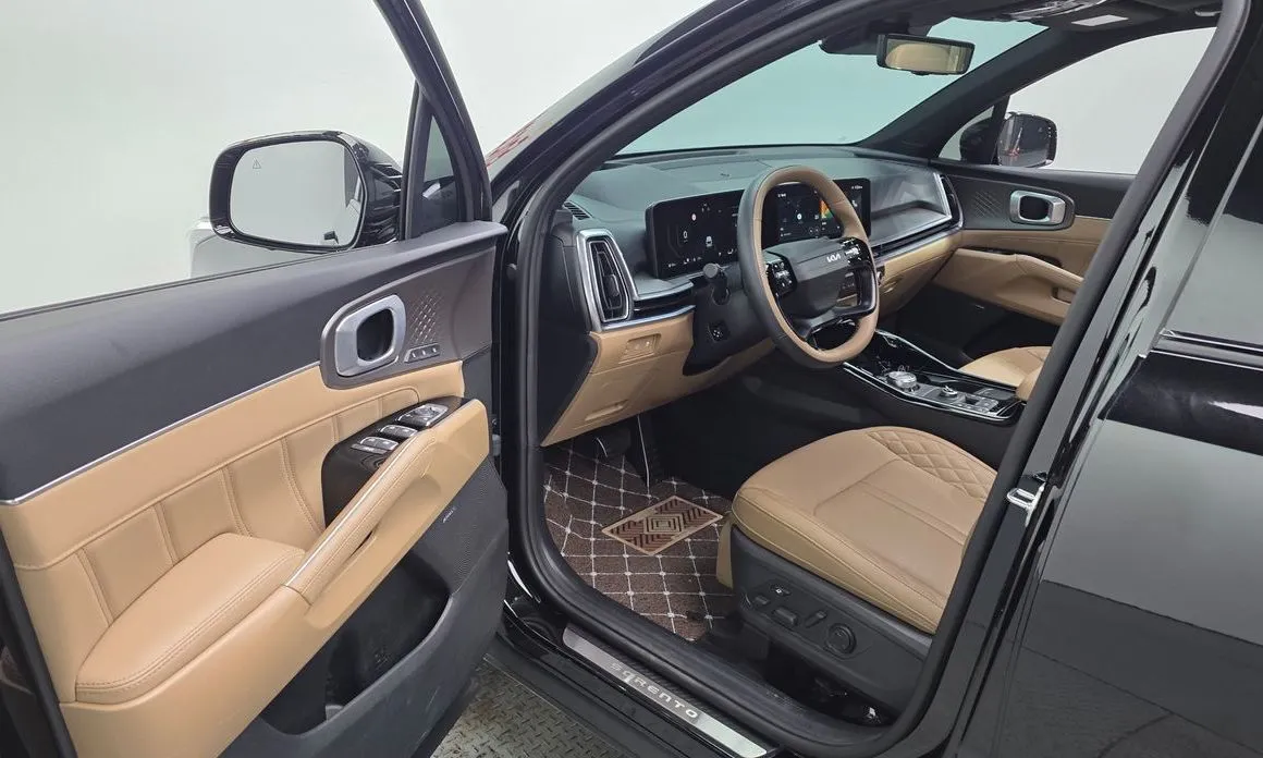 Kia Sorento — фото 6