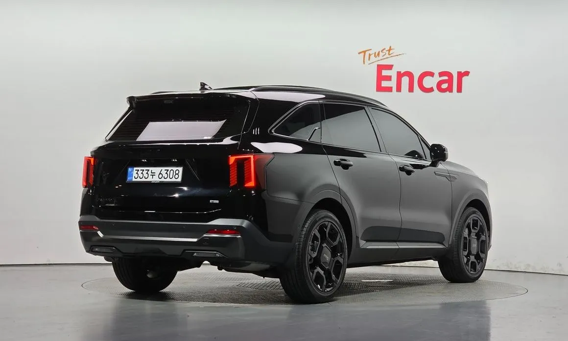 Kia Sorento — фото 5