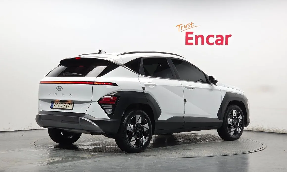 Hyundai Kona — фото 2