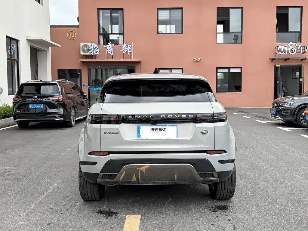 Land Rover Evoque — фото 6