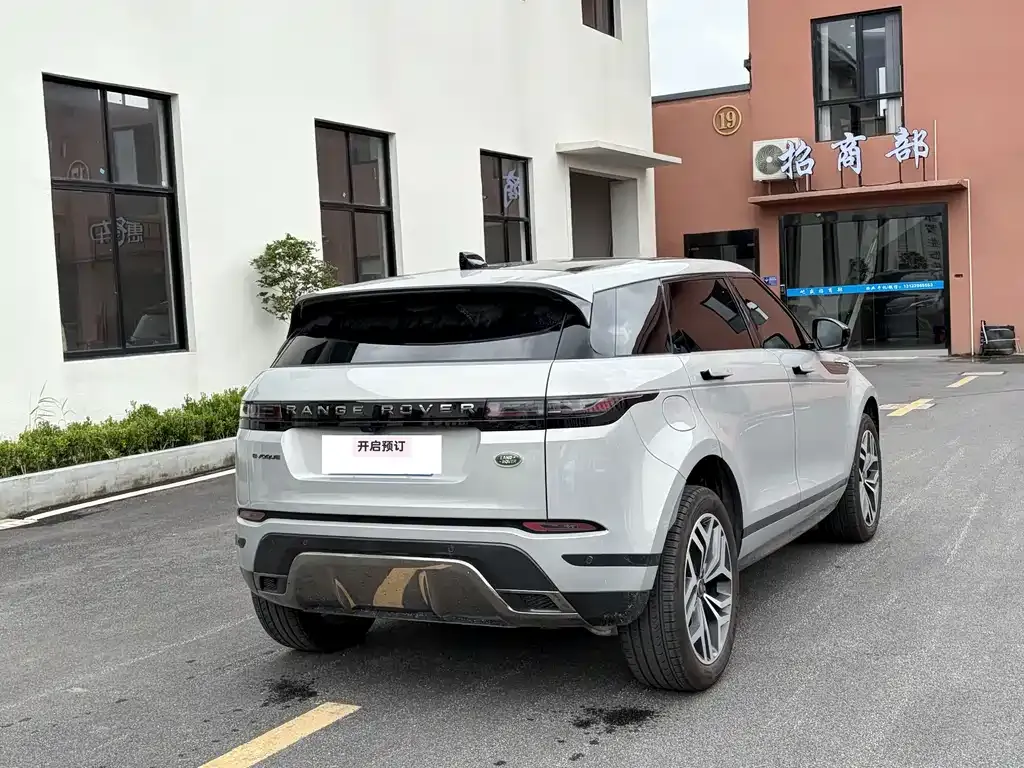 Land Rover Evoque — фото 9