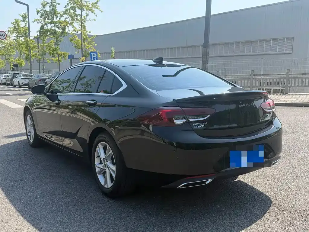 Buick Regal — фото 7