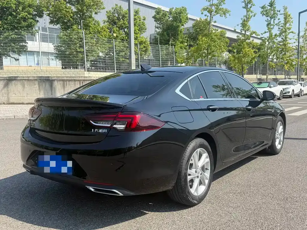 Buick Regal — фото 8