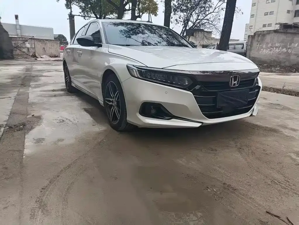 Honda Accord — фото 6