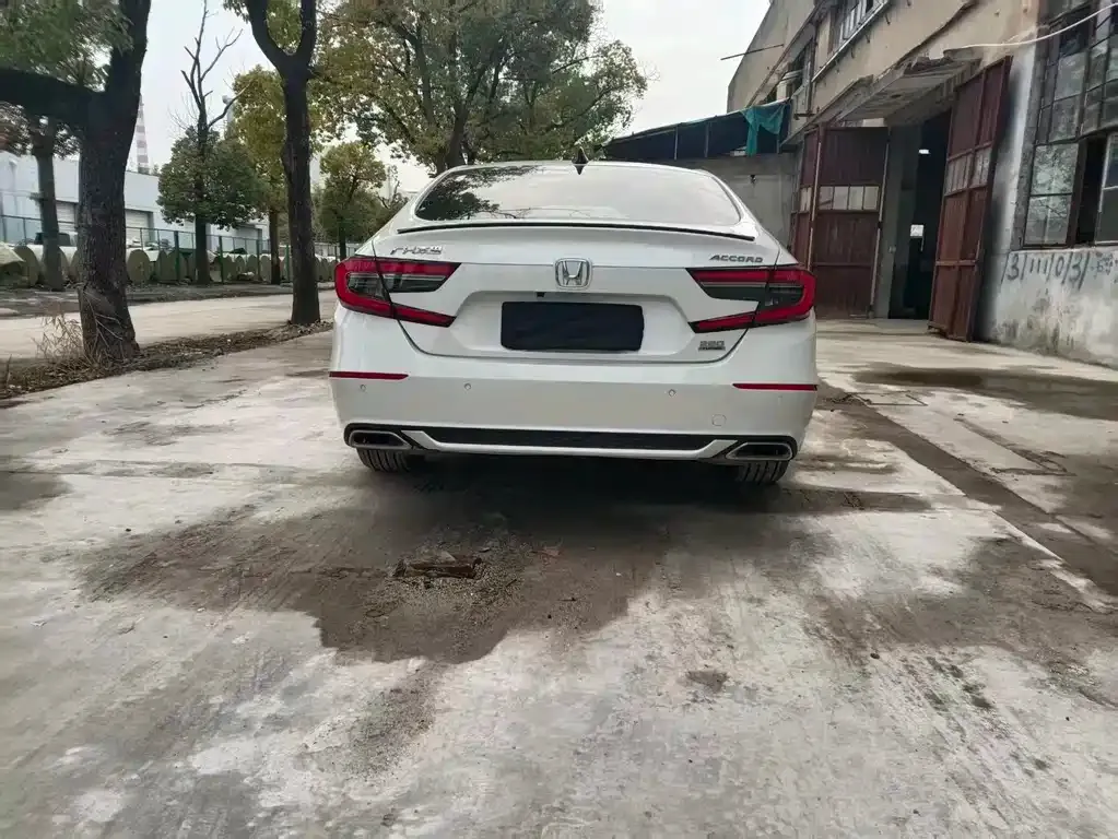 Honda Accord — фото 3