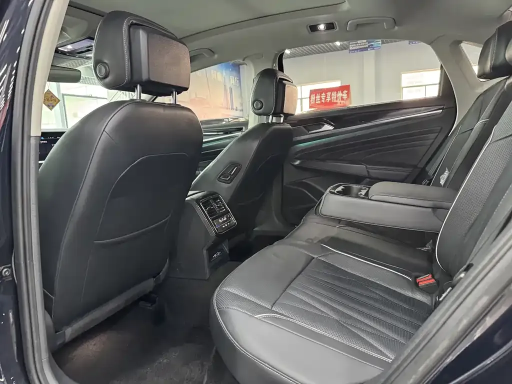 Volkswagen Passat — фото 4