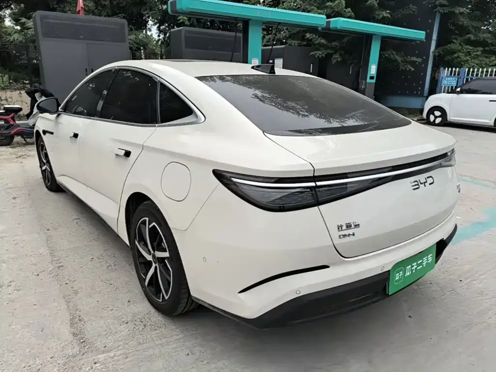 BYD Seal 07 DM-i — фото 3
