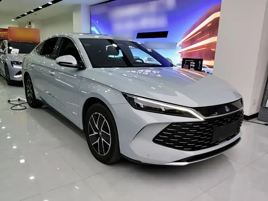 BYD Qin L — фото 10