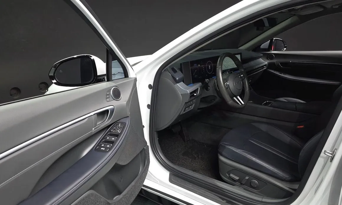 Hyundai Sonata — фото 9