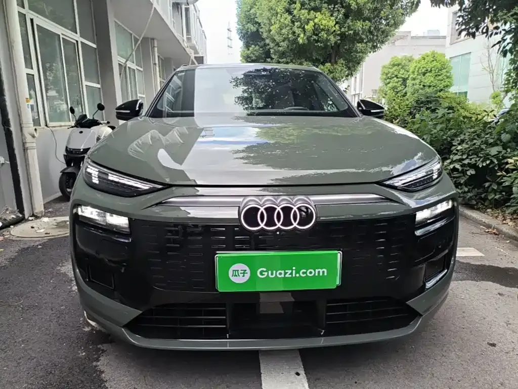 Audi Q6L e-tron — фото 6