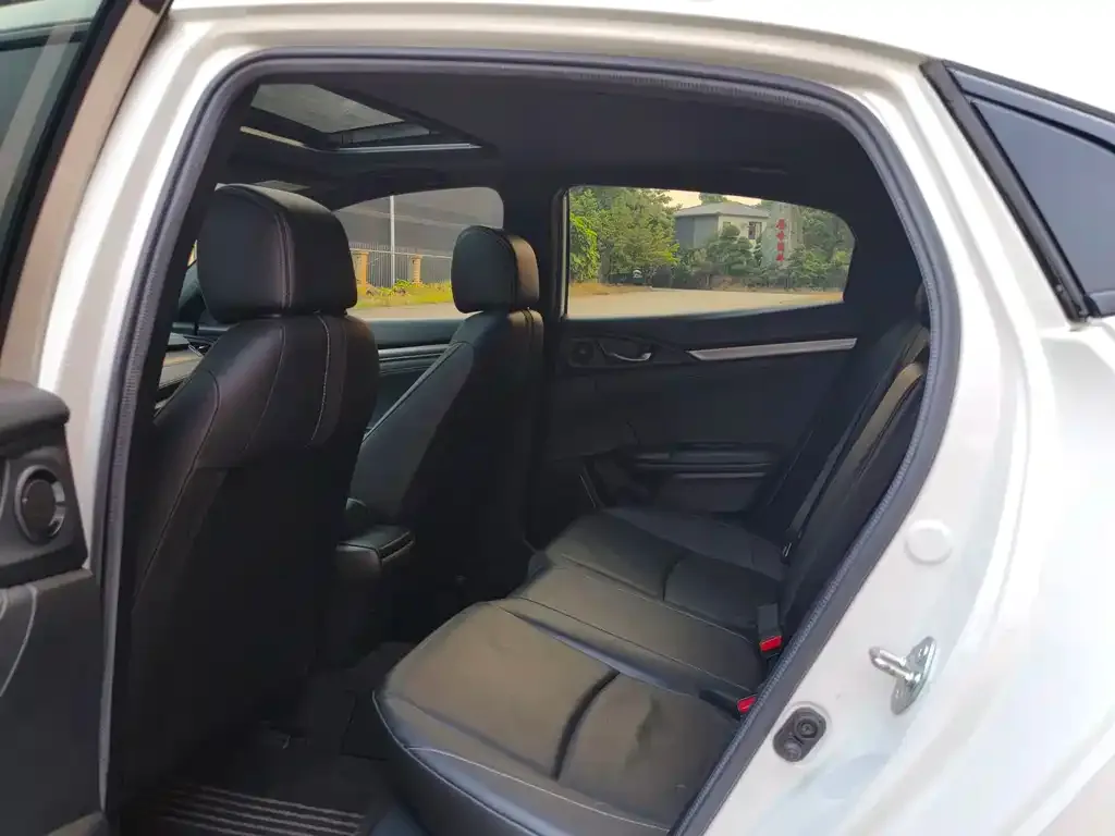 Honda Civic — фото 2