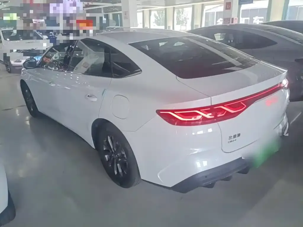 BYD Qin L — фото 3