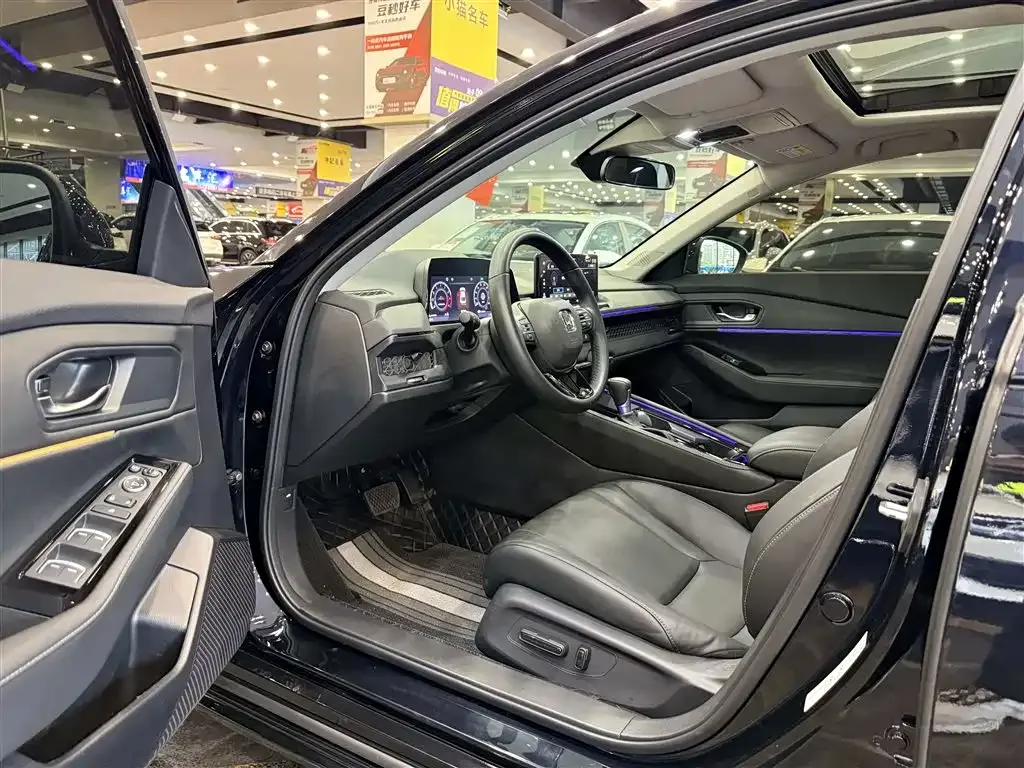 Honda Accord — фото 3