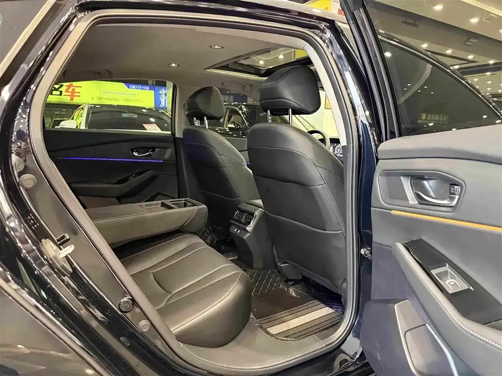 Honda Accord — фото 5