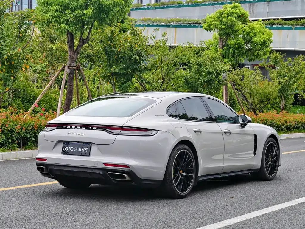 Porsche Panamera — фото 9