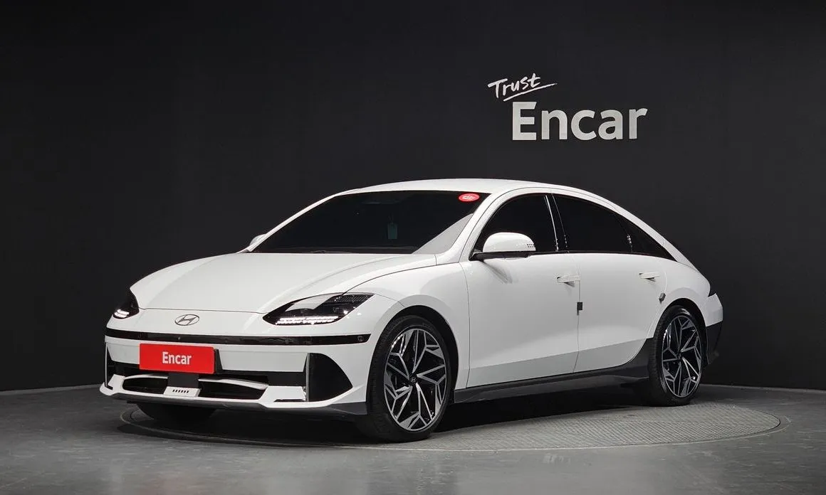 Hyundai Ioniq6 — фото 1