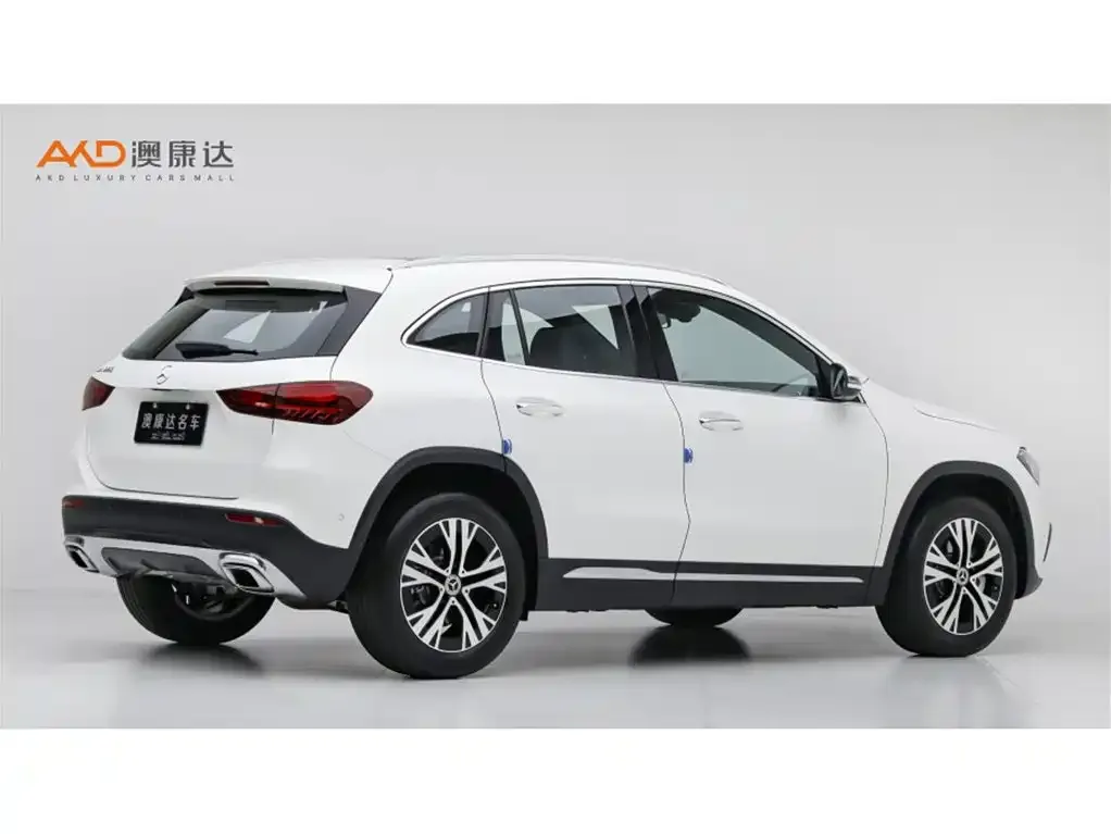 Mercedes-Benz GLA — фото 7